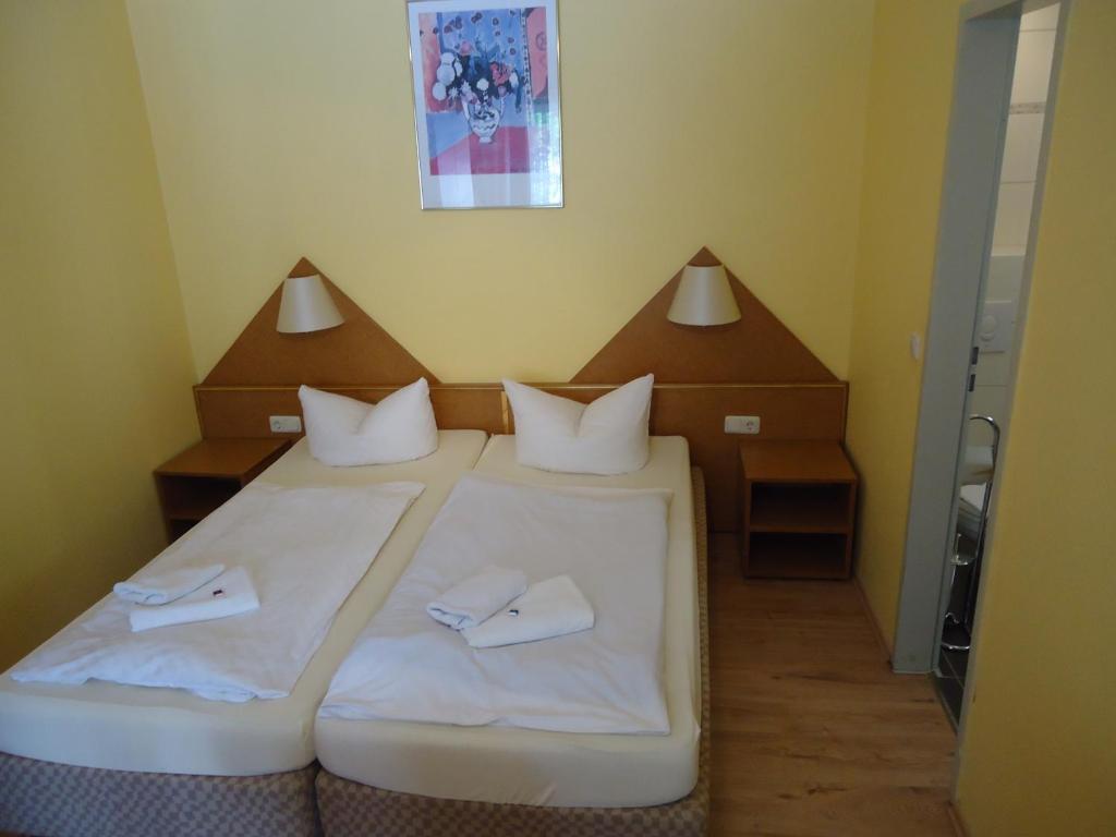 Hotel Ottersleben Magdeburgo Habitación foto